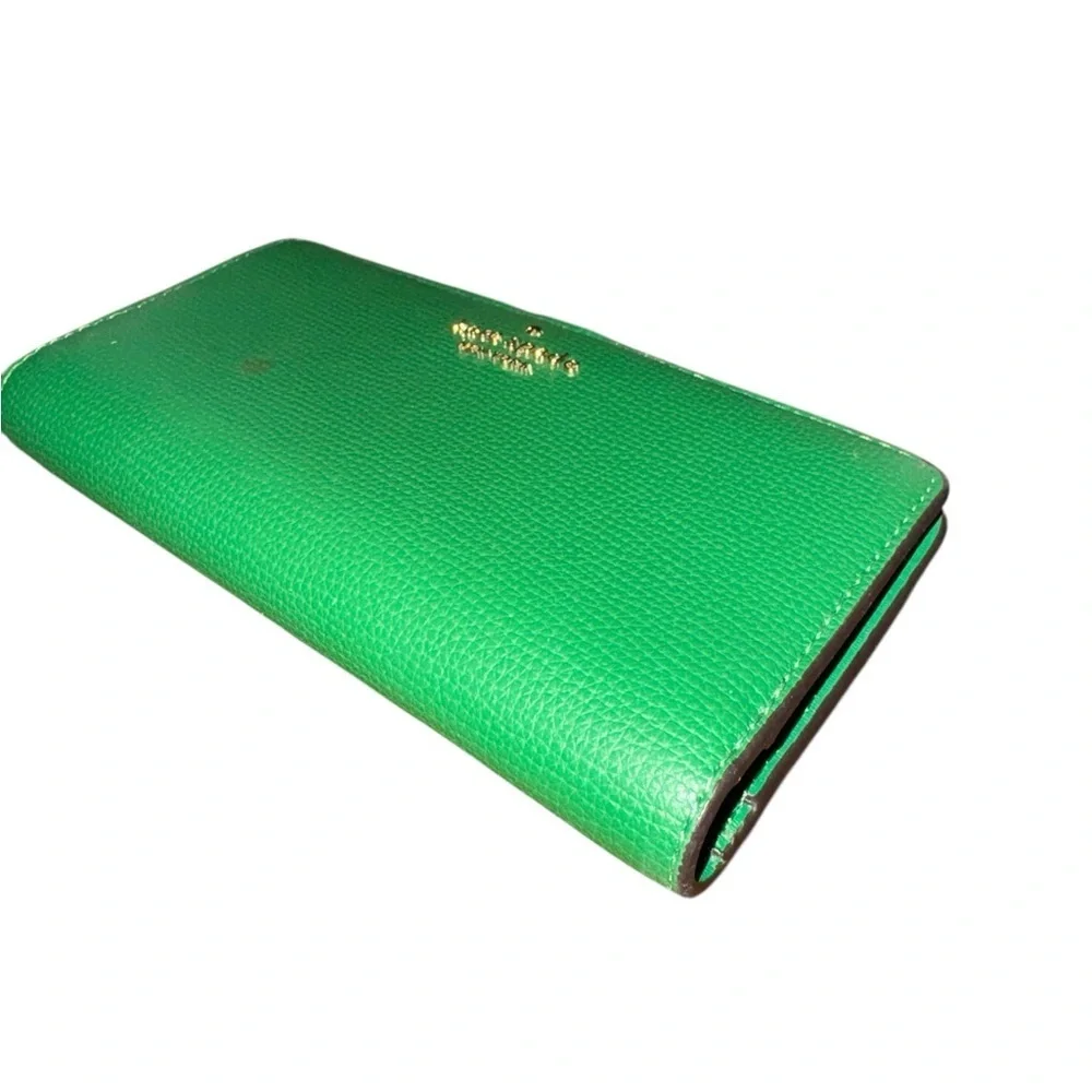Kate Spade Darcy Large Slim Bifold Wallet in Green